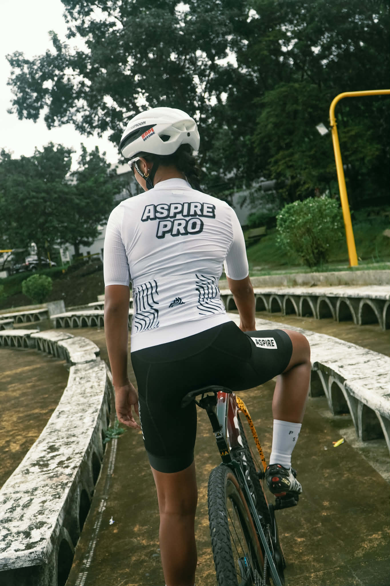 Cycling Jersey - Women's White