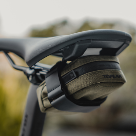 ELEMENTA SEAT BAG